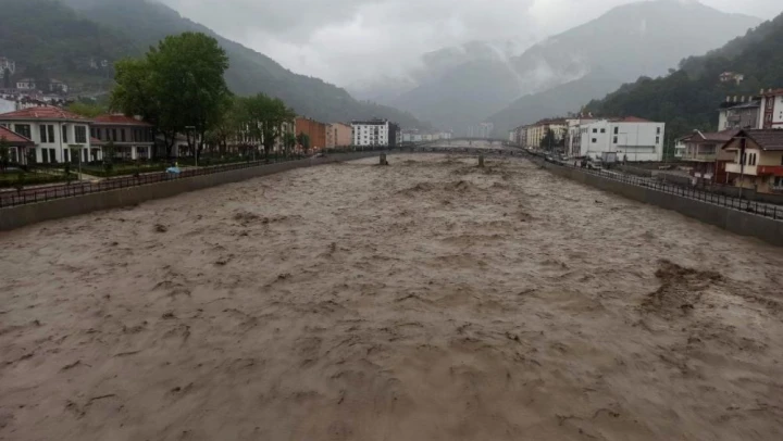 Bozkurt'ta okullar 1 gün tatil edildi