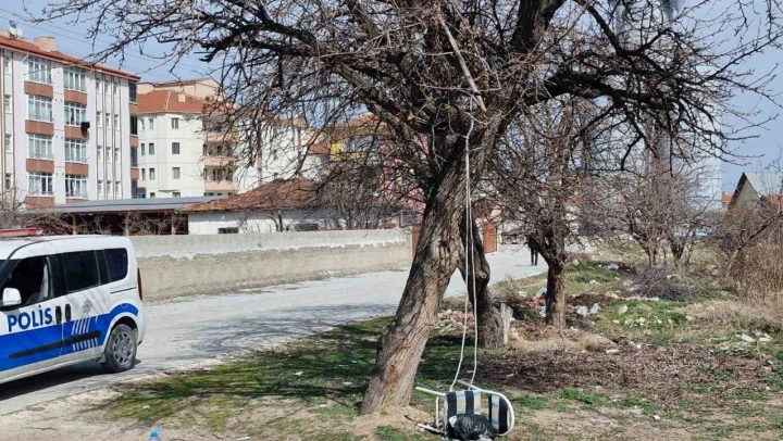 İntihara Kalkıştı, Vatandaşlar Engelledi