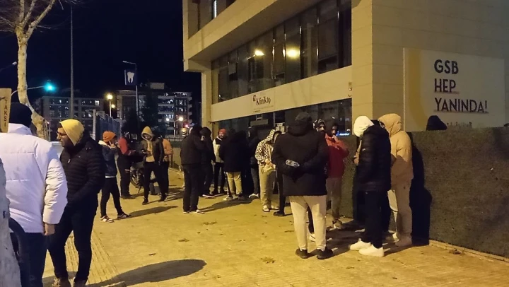 Komşu İlde Korkutan Deprem! Vatandaşlar Sokağa İndi
