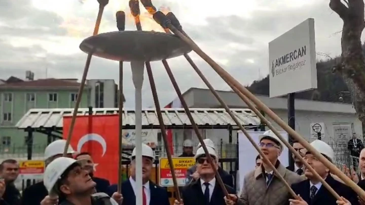 Doğalgazın İlk Ateşini Adalet Bakanı Tunç Yaktı