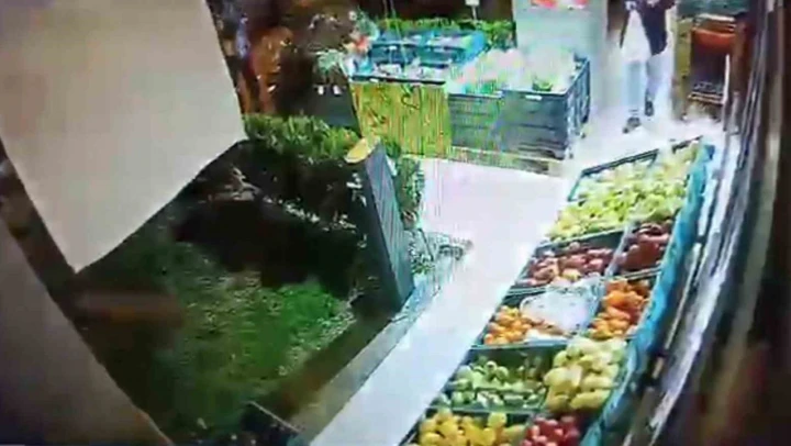 Ürünlerin Ücretini Ödemeden Yoluna Devam Etti