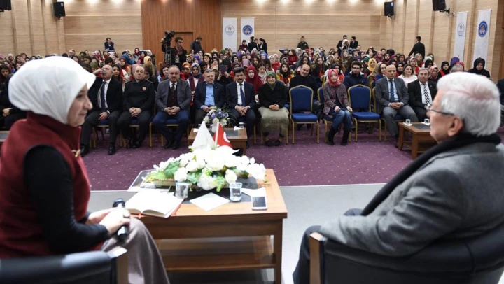 Edebiyat Kampı başladı