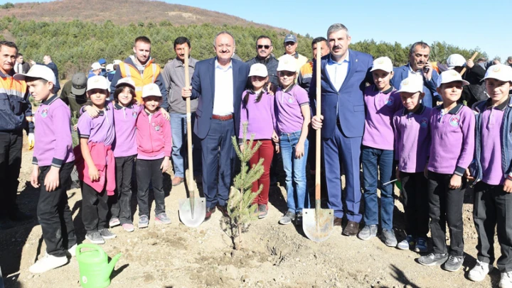 Fidanlar toprakla buluştu