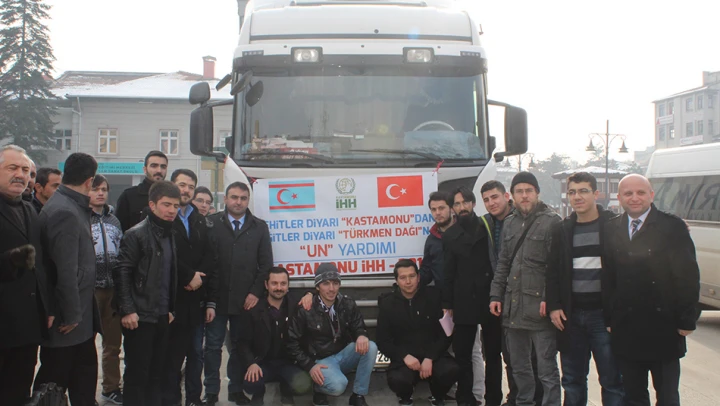 İHH'dan Türkmen Dağı'na Un Yardımı