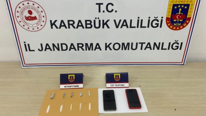 Jandarma'dan Uyuşturucu Operasyonu