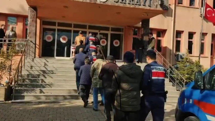 Kaçak Kazı Operasyonunda 7 Kişi Yakalandı