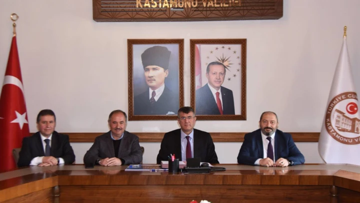 Karamuklar, ASM ve 112 binasını hibe edecek