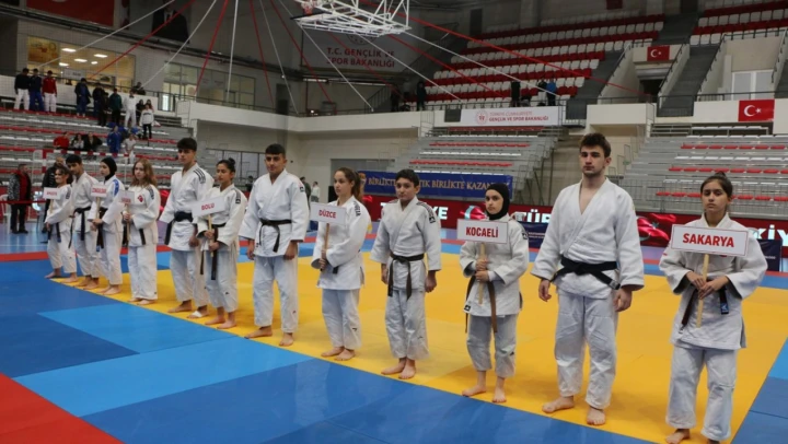 Kastamonu'da Judoda 146 Sporcu Ter Döktü