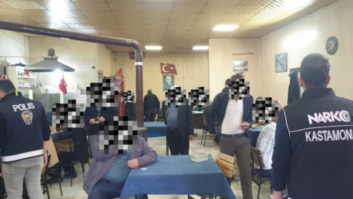 Kastamonu'da Polis Ekiplerinden Sıkı Denetim