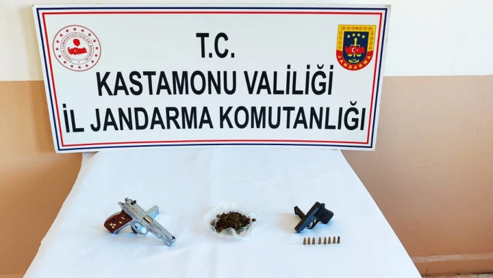Kastamonu'da uyuşturucu operasyonu: 3 gözaltı