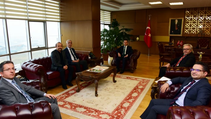 Kastamonu Üniversitesi Rektörü Topal Misafirlerini Ağırladı