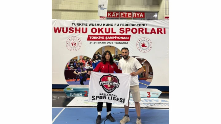 Kendi Tarihini Yazıyor!