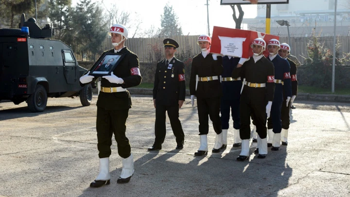 Komşuya şehit ateşi düştü