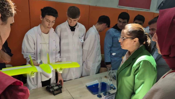 Lise Öğrencileri Elektrikli Gokart Ürettiler