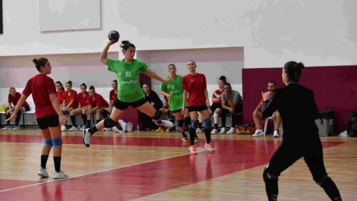 Mavi Kelebekler hazırlık maçlarında 5'te 5 yaptı