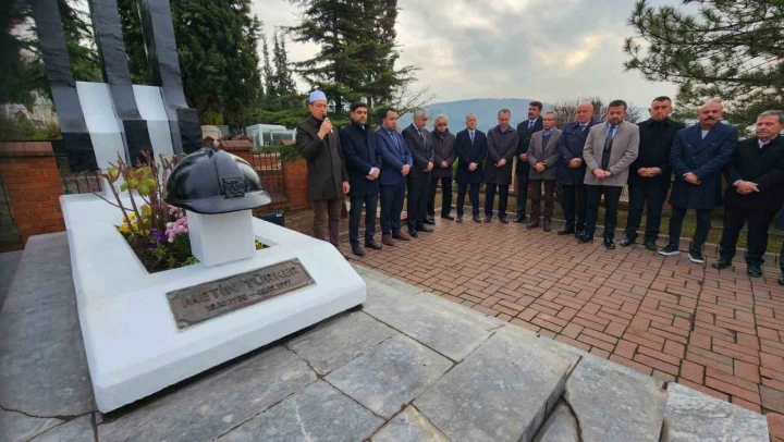 Metin Türker Ölümünün 26. Yılında Mezarı Başında Anıldı