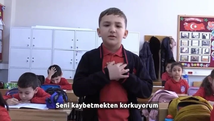 Minik Öğrencilerden Anlamlı Mesaj