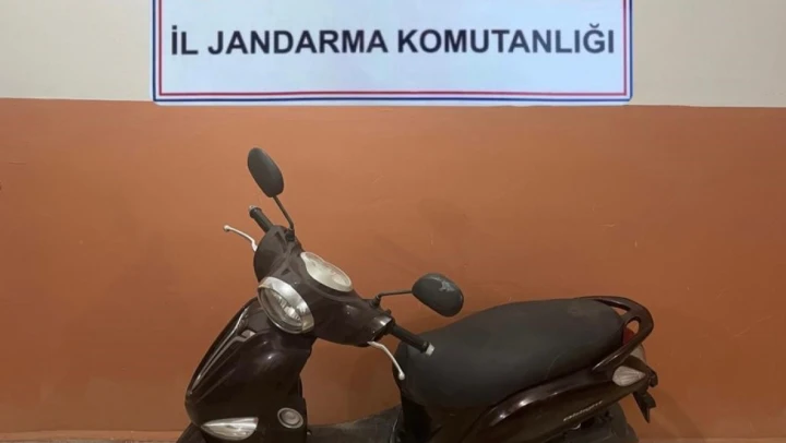 Motosiklet hırsızları yakalandı