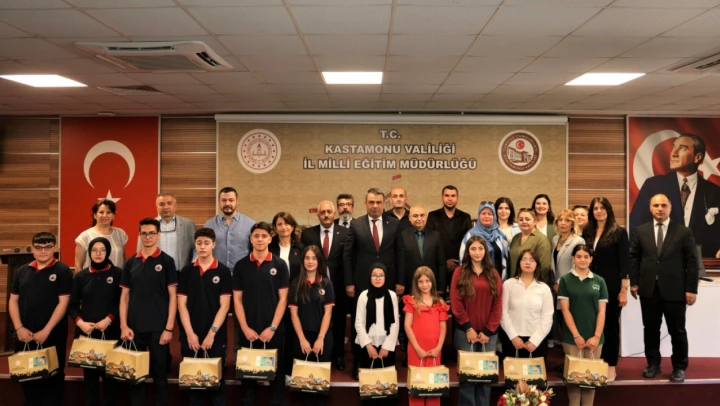 Ödül Töreni Gerçekleştirildi
