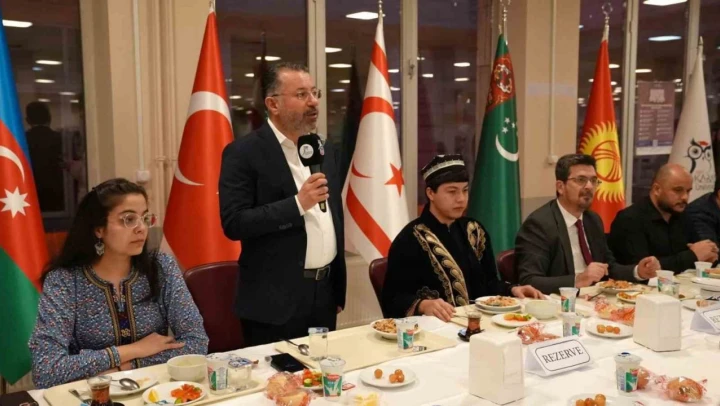 Rektör Kırışık, Türk Dünyasından Öğrencilerle İftarda Buluştu