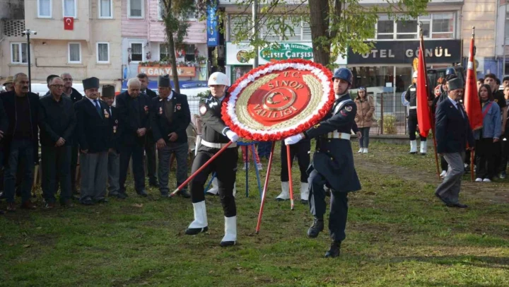 Sinop'ta Deniz Şehitleri Anıldı