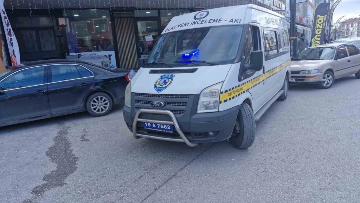 Komşu Kavgasında Kan Aktı: Baba-Oğul Bıçaklandı