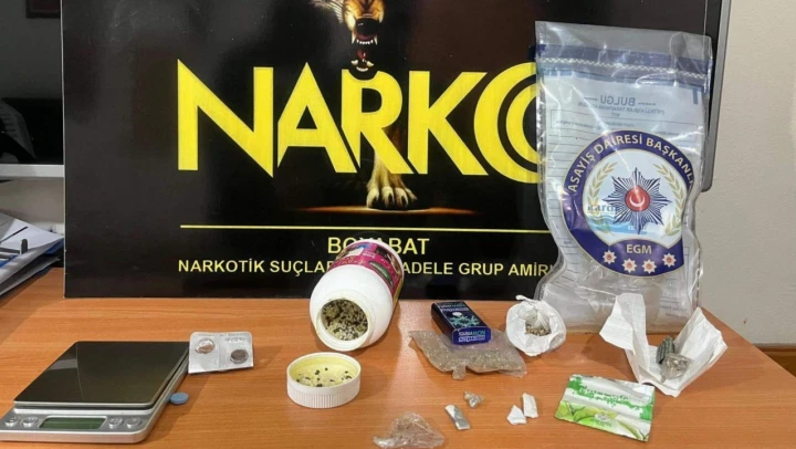 Şüpheli şahsın evinden uyuşturucu çıktı