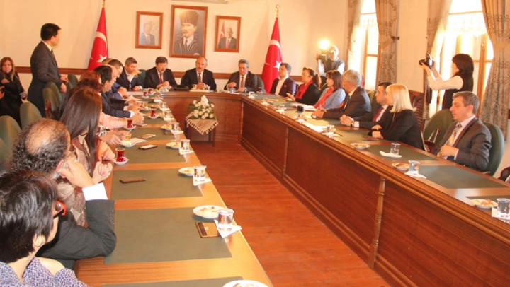 TÜRKSOY Heyeti Vali Karadeniz'i ziyaret etti