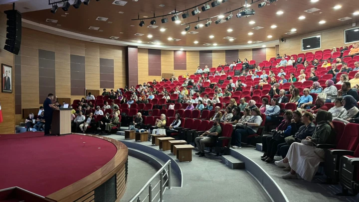 Üniversite personeline eğitim verildi
