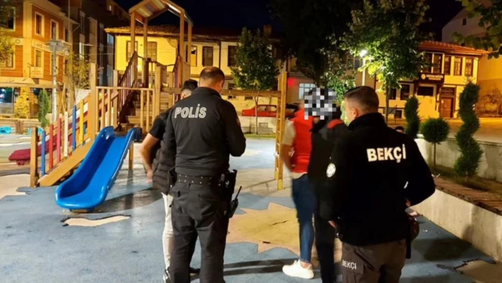 Uygulamada uyuşturucu ele geçirildi