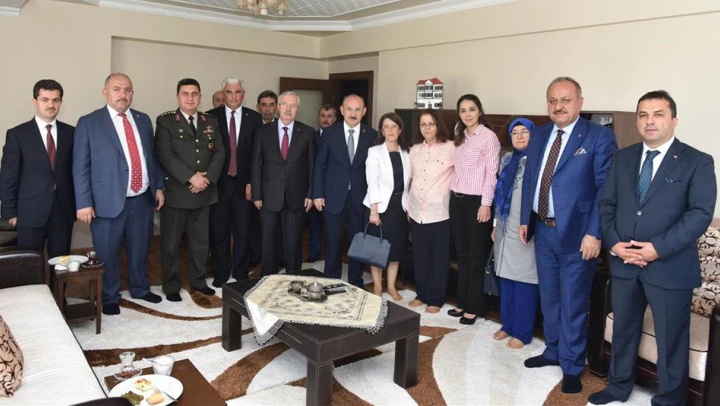 Vali Karadeniz, şehit ve gazi ailelerini ziyaret etti