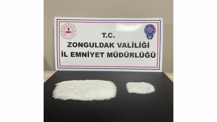 Zonguldak'ta yarım kilo uyuşturucu ele geçirildi