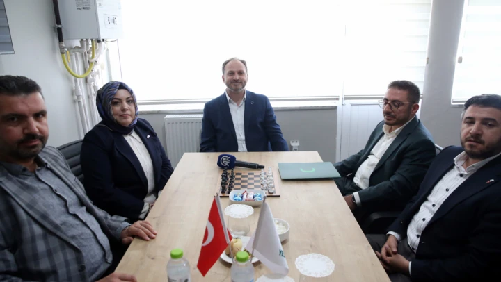 Yeşilay Genel Başkanı Dinç:  'Bağımlılıklar, Yıkıcı Etkiye Sahip'