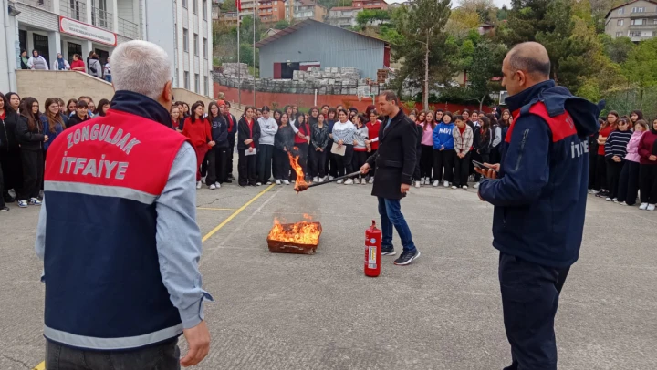 Zonguldak'ta Yangın Söndürme Eğitimi