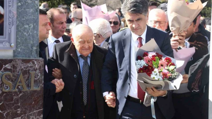 'Bolu'nun Babası' 25'nci Yılında Dualarla Anıldı