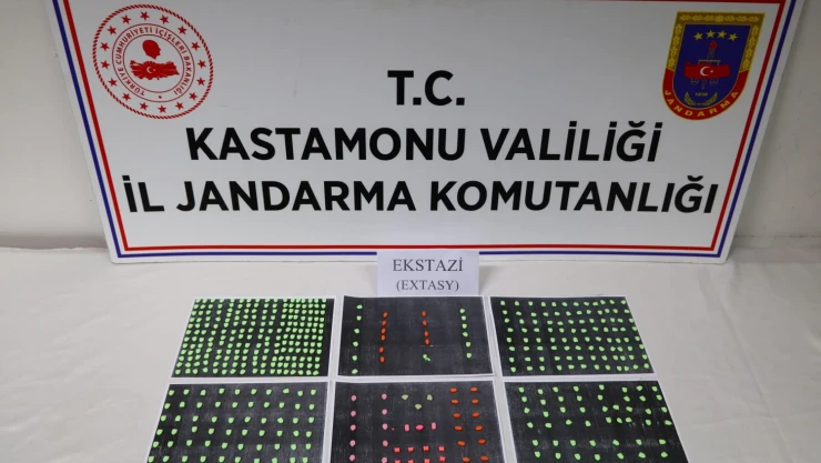 483 sentetik uyuşturucu ele geçirildi