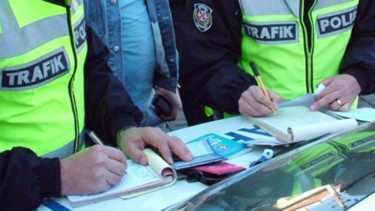 15 sürücüye 7 bin TL trafik cezası