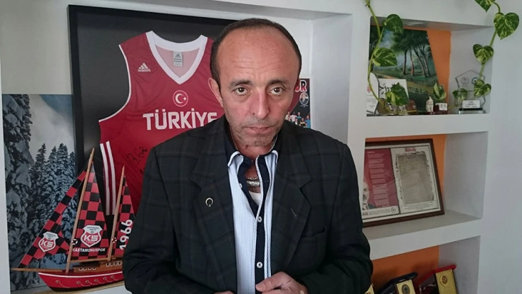 55 yaşındaki Gedikoğlu  Gönüllü asker olmak için izin istiyor