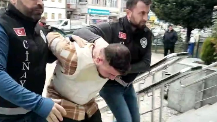 'Ben Yaptım' Diyerek Cinayeti İtiraf Etti