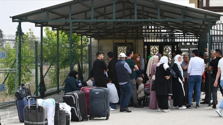 1 Milyon 249 Bin 390 Suriyeli Geri Döndü