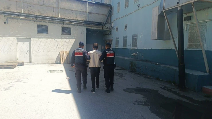 10 Ayrı Suçtan Aranan Şahıs Yakalandı!