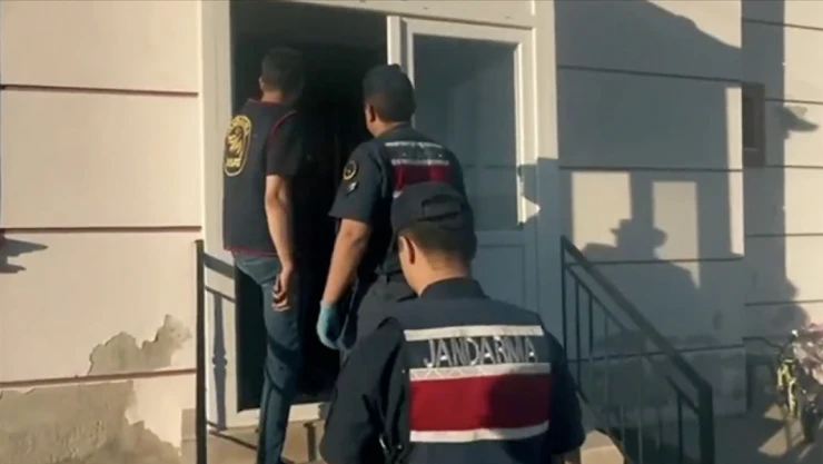 10 İlde Operasyon: 74 Şüpheli Yakalandı!