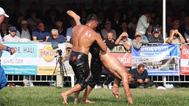 Yağlı Pehlivan Güreşlerine Yoğun İlgi