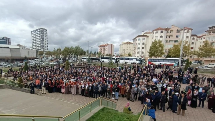 174 Umreci Kutsal Topraklara Uğurlandı