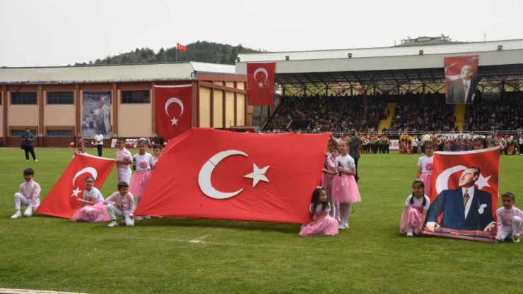 19 Mayıs Kutlamaları Gazi Stadı'nda