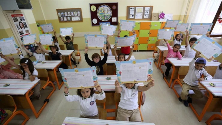 20 Milyondan Fazla Öğrenci Yaz Tatiline Girdi