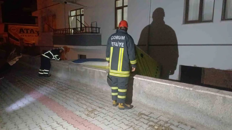 İntihara Kalkışan Şahsı Polis İkna Etti