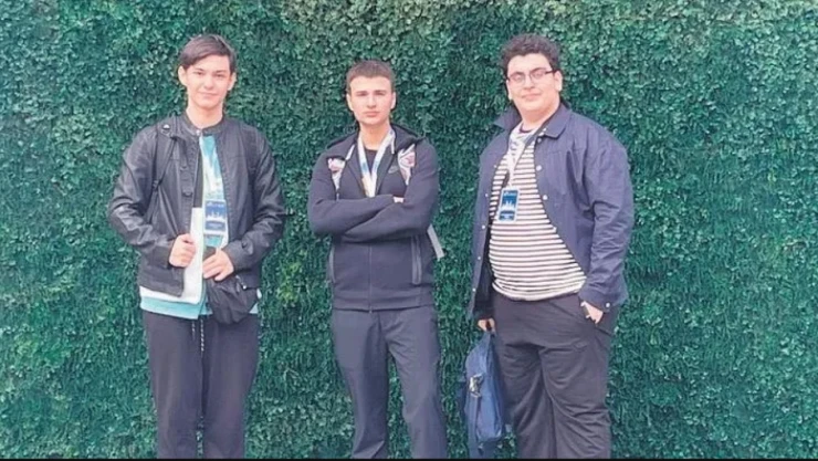 3 Liseli Amerika'yı Şaşkına Çevirdi