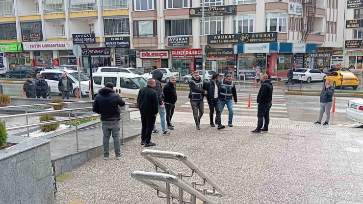 30 Yıl 10 Ay Kesinleşmiş Cezası Olan Şahıs Yakalandı