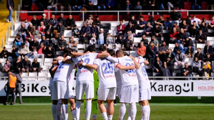 5 Maçtır Kazanamıyorlar, Moralsiz Gelecekler